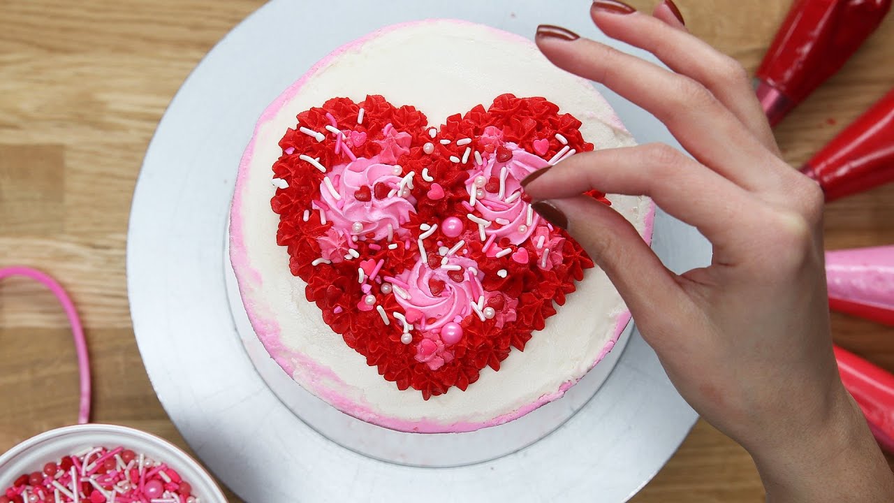 Valentine\'s Day Cake Decorating To Soothe Your Soul - YouTube