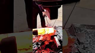 Heavy Industrial Power Hammer : This 1,000°C Metal Forging Process Is Insanely Satisfying