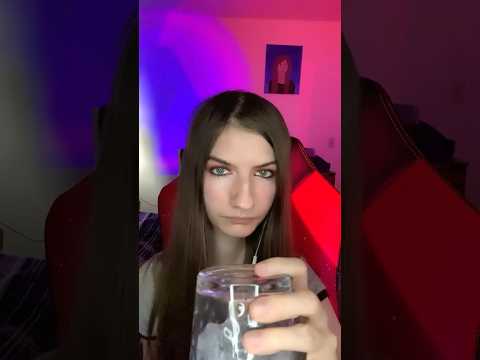 Glass on the mic 🎙️ #asmr #glassasmr #tappingasmr #lofilucyasmr #asmrshorts