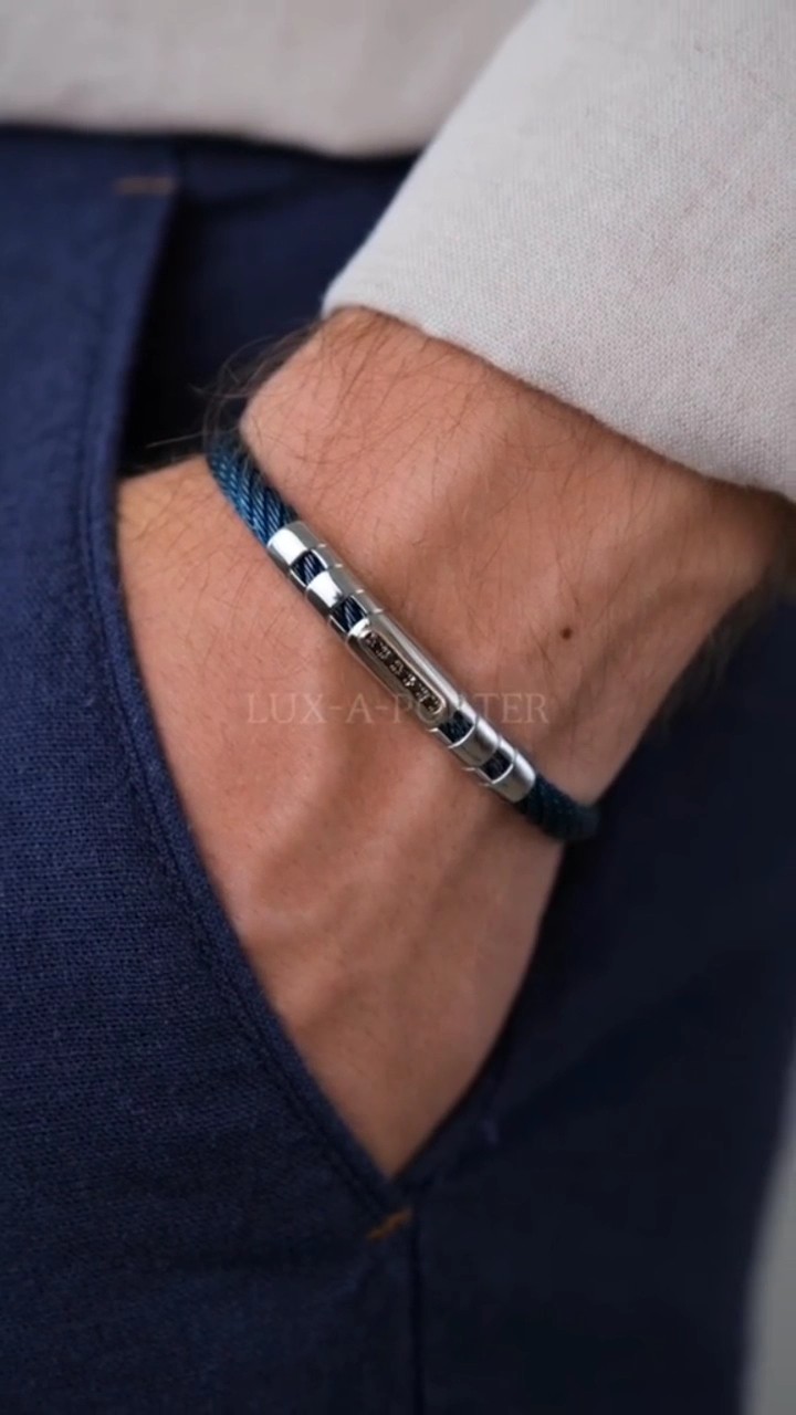 Discover Men s Bracelets On LUX A PORTER luxaporter luxurylifestyle Discover Men s Bracelets On LUX A PORTER luxaporter luxurylifestyle