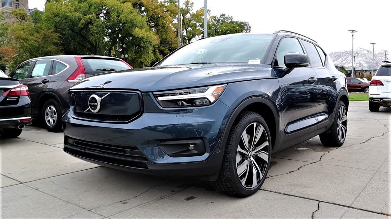 2022 Volvo XC40 Recharge Twin Ultimate: Is This Really Worth $60,000? -  YouTube