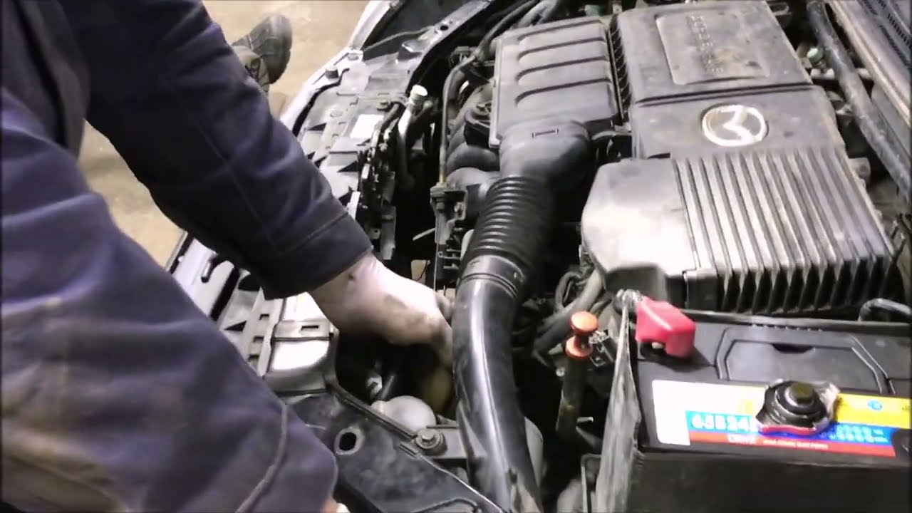 Замена помпы (водяной насос) Мазда Вериса. Pump replacement (water pump) Mazda Verisa.