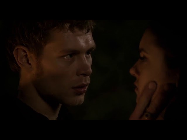 Klaus se ALIMENTA de Elena para COMPLETAR o RITUAL