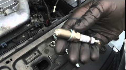 2007 Saturn Vue V6 3.5L - How to Change Your Spark Plugs