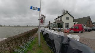 Hoog water de IJssel Deventer Olst