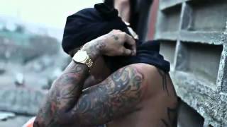 Nengo Flow ft. Nely El Arma Secreta - Soldado Callejero Resimi