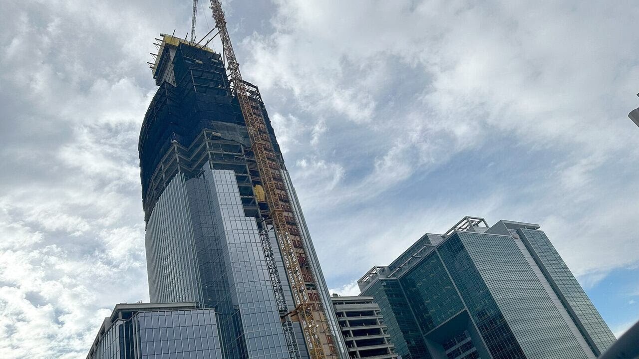 Mutual of Omaha Tower now tallest building in Nebraska, company says