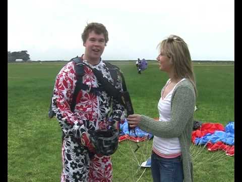 Hit Tv - Episode 2 - Extreme Scene - Skydiving
