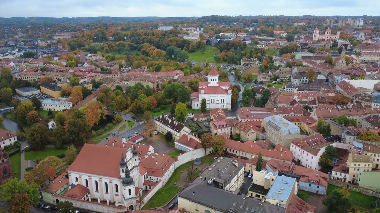 Vilnius Lithuania｜City Skyline, Green Parks & Autumn Trees 4K Drone