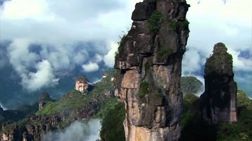 سورة الفاتحة ماهر المعيقلي.wmv