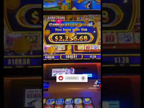 Nice Major Hit for the Holidays #fyp#slots #casino #lifestyle #jackpot #christmas