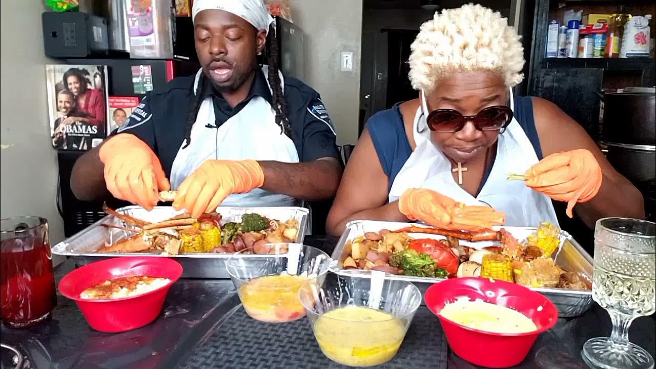 Ghetto Americans Try Seafood Boil Youtube 