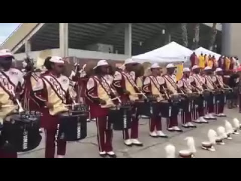 Bethune Cookman Percussion Section “U.K.” (2017) - @suddenimpact607