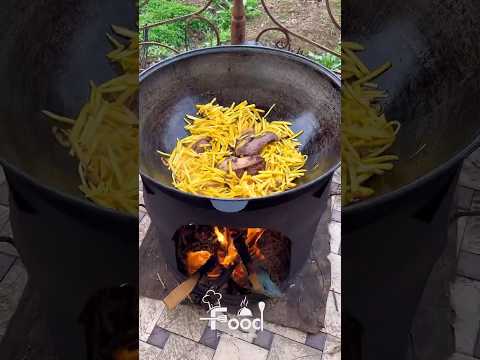 Узбекское национальное блюдо – плов/ Uzbek national dish -Pilav./ Milliy taomimiz osh