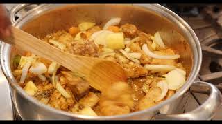 Curry Chicken w/white rice by Chef BoyarShaggy