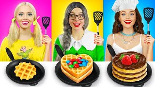 Eu vs Minha Avó: Desafio Culinário! Ideias Para Decorar Bolos & Dicas de Culinária por Turbo Team