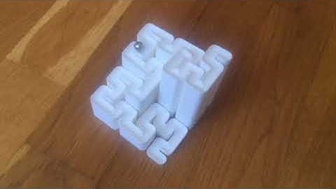 Hilbert curve marble run