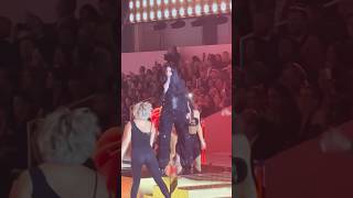 Download Lagu Do you believe in life after #Cher's iconic #VSFashionShow performance? 🤩 #shorts MP3