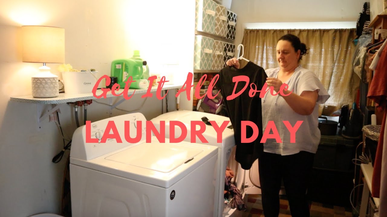 GET IT ALL DONE LAUNDRY DAY//CLEAN WITH ME 2021