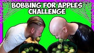 Bobbing For Apples Challenge - Tomohawk Vs Squid