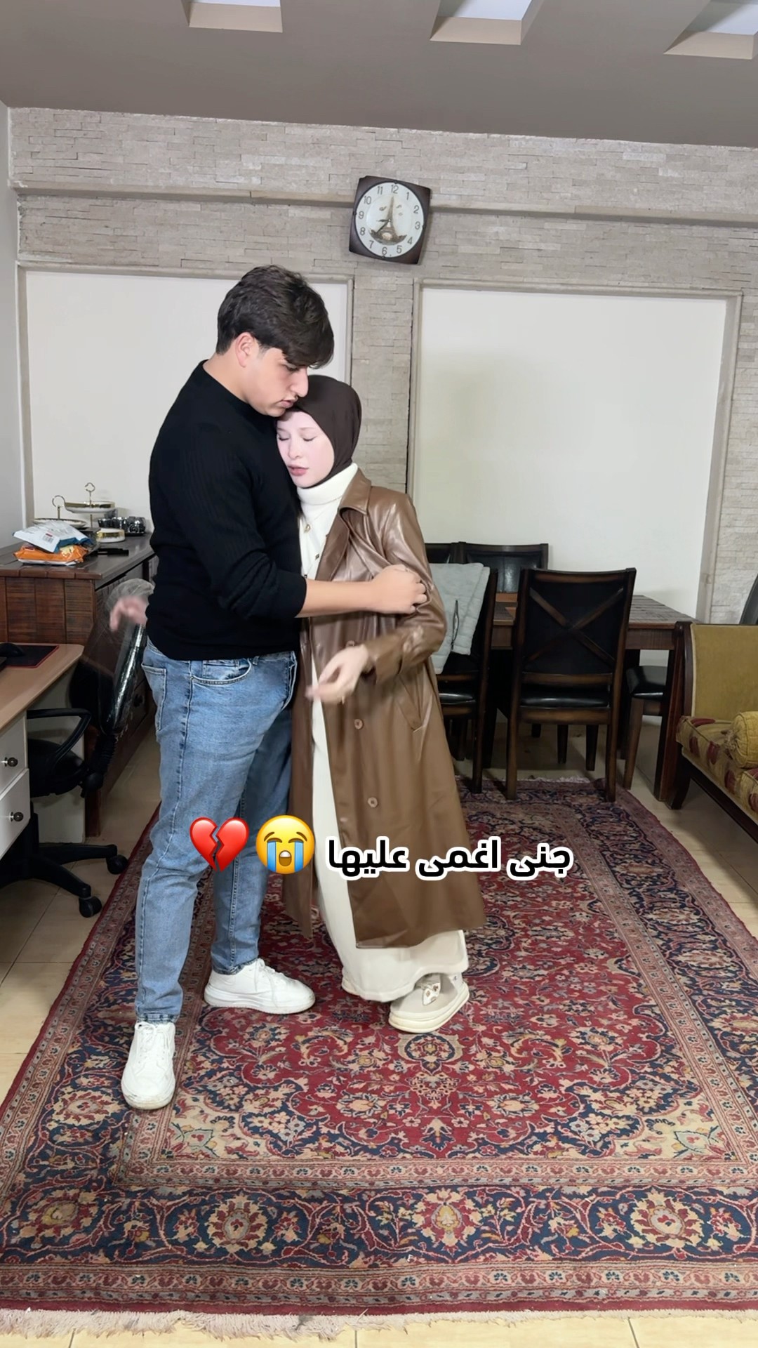جوزي حطلي منوم بالاكل:?