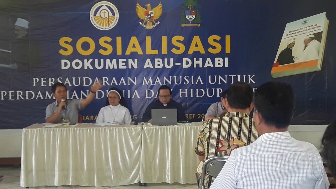 Islam dan Kristen Mengeluarkan Dokumen Persaudaraan Abu Dhabi - YouTube