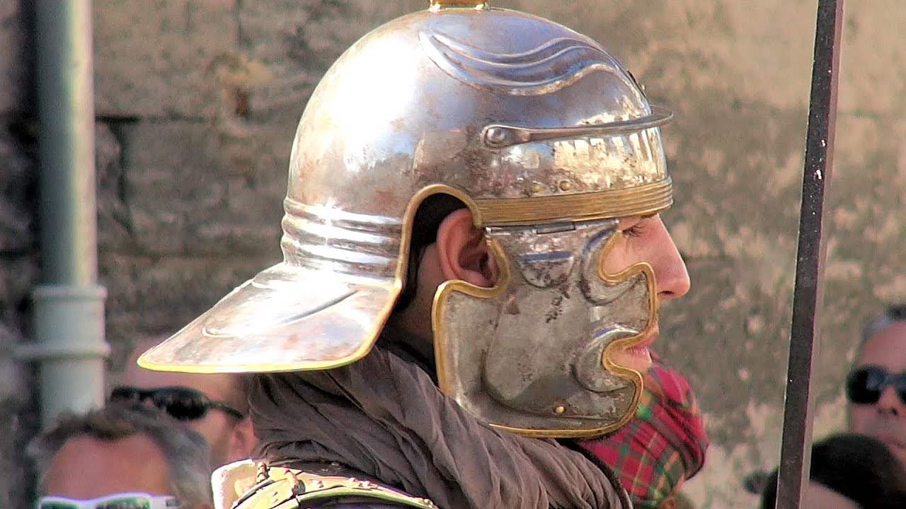 Arles - Invasion of Romans (the Arelate Festival), Provence, France [HD] (videoturysta)