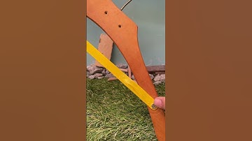 Improvised hacksaw with hangerPractical and creative tool#USA #WoodCutting #SmartHack