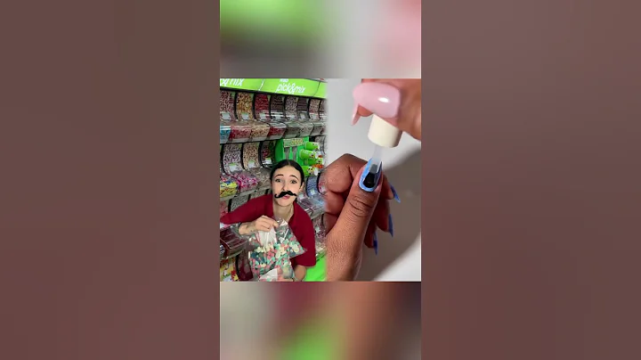 Replying to @ꋬꋊ꒐ꂵꏂꍌ꒤ꌦ^_^ don’t get caught this time! 🍬🍭 #retail #customerservice #uk #comedy