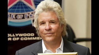 Pam Andersons ex Jon Peters allegedly spotted on SeekingArrangement.com