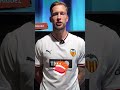 🦇⚡️ Quick Test: conoce el lado más personal de Justin de Haas | VALENCIA CF