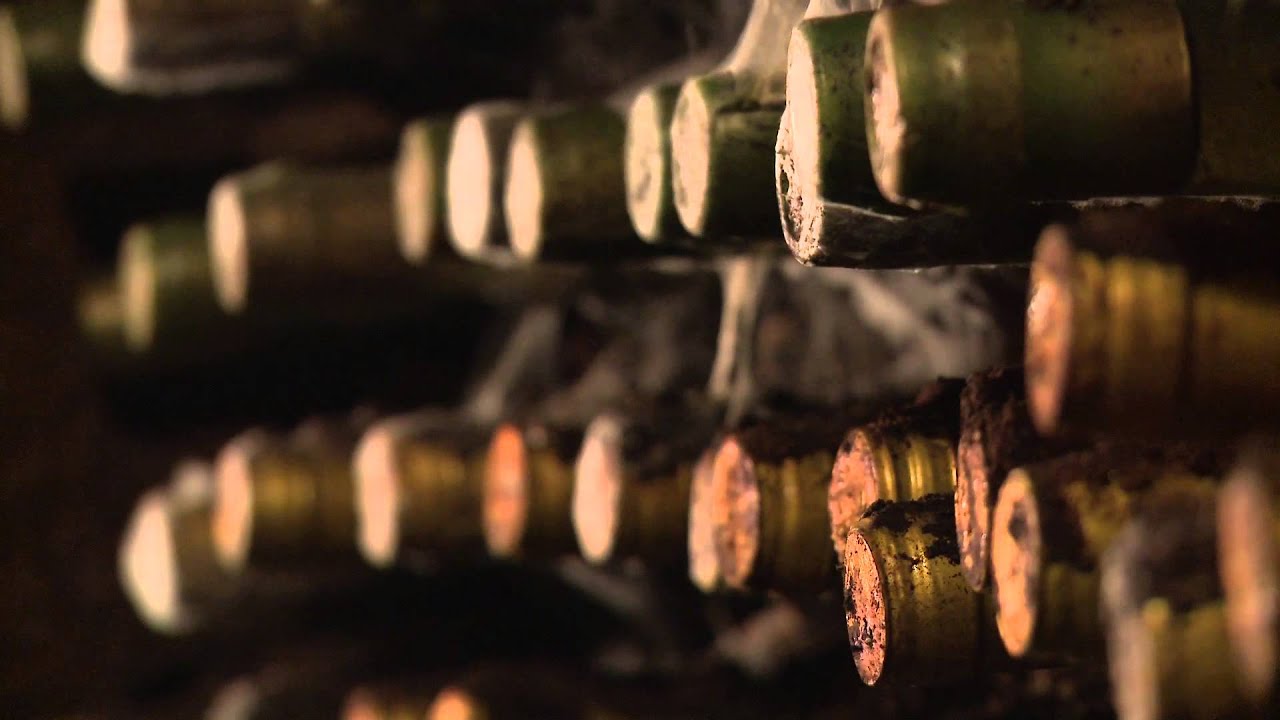 Vino Veritas / Orvieto / Where in the World with Tom Shaker