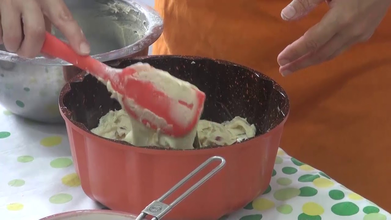 MICRO ESSEN CARIN ALMADA BUDIN DE FRUTAS NAVIDEÑO