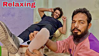 Download Lagu ASMR FEET TICKLE WEARING SHOES AND SOCKS 🧦  MP3