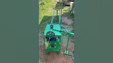 Chain link making machine