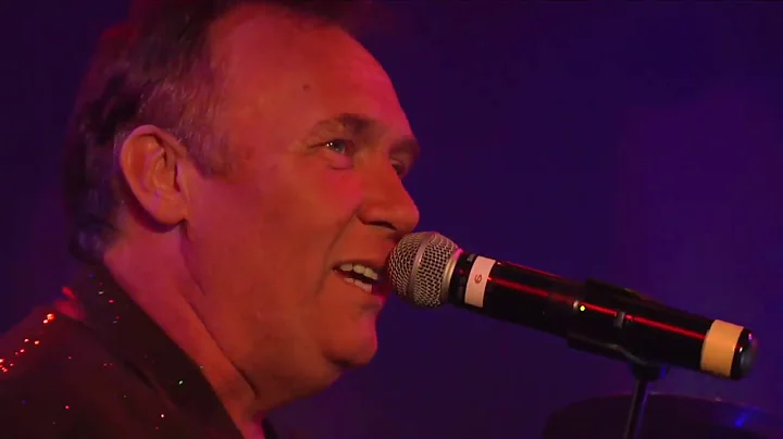 New York City Rhythm from The Magic Of Manilow fea...
