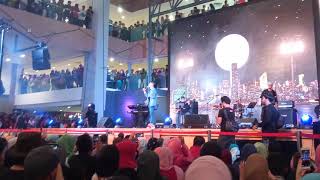 HOT FM Fantastik 4 Mydin Mall Bukit Mertajam April 2018   TAJUL MELAMAR RINDU SEDALAM DALAM RINDU