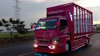 Status Wa Truk Ayam Kampus 2