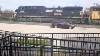 NS Mix freight East and West