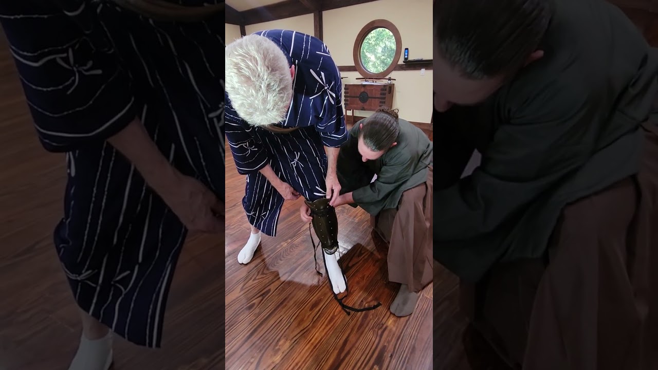 Putting on Samurai armor from Iron Mountain Part 1.  #ironmountainarmory #floridabudokan