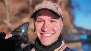 AMAZING MEGALODON TOOTH!! | First Hunt of 2021 by HoppeHunting 9,797 views 3 years ago 6 minutes, 9 seconds