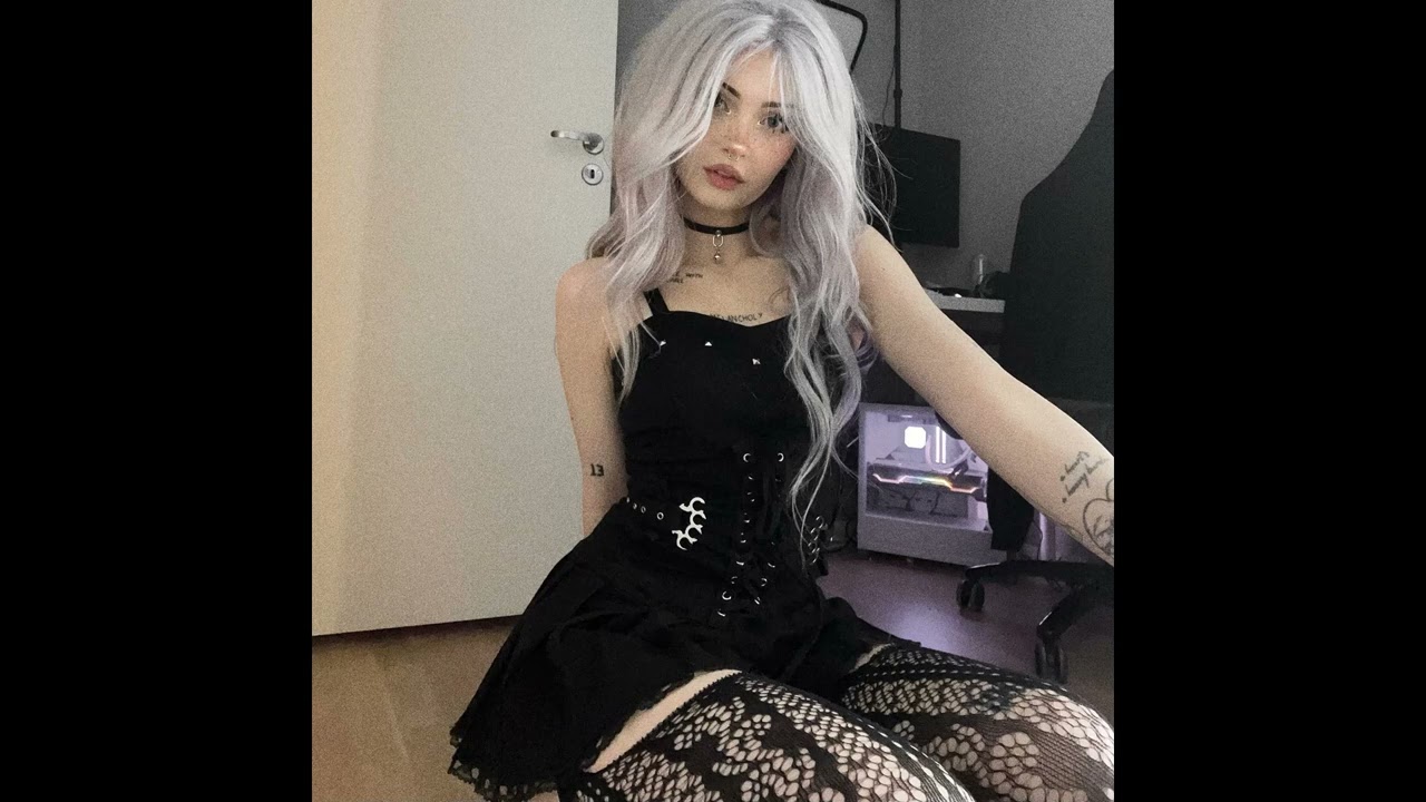 THE CLUB FOR SINNERS - bad bitch (feat. axaero)