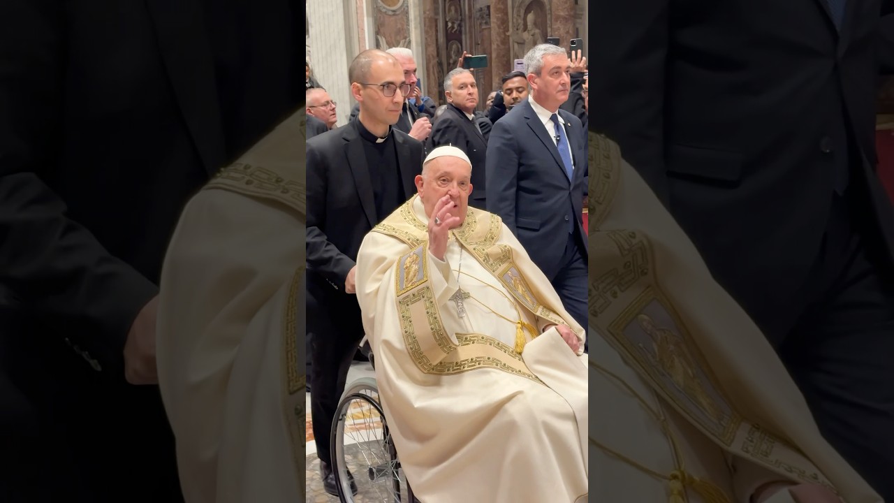 Merry Christmas wishes from his holiness pop Francis 