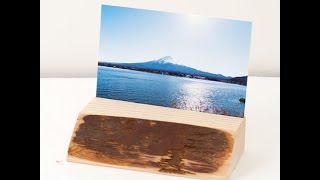 【商品紹介】 木の写真立て　はがき立て　杉無垢材　群馬県の工芸品　Wooden picture stand, Gunma craft