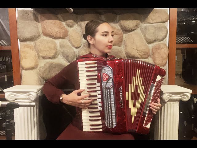 6523 - Red Diamond C. Marchetti Piano Accordion LMH 41 120 $1299