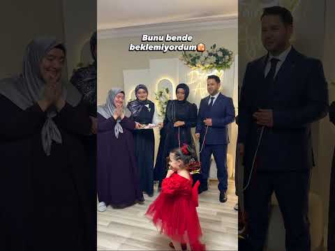 Küçük Kızın Mutluluğu 😂🫣- #nişanorganizasyonu  #nişanelbisesi #shorts