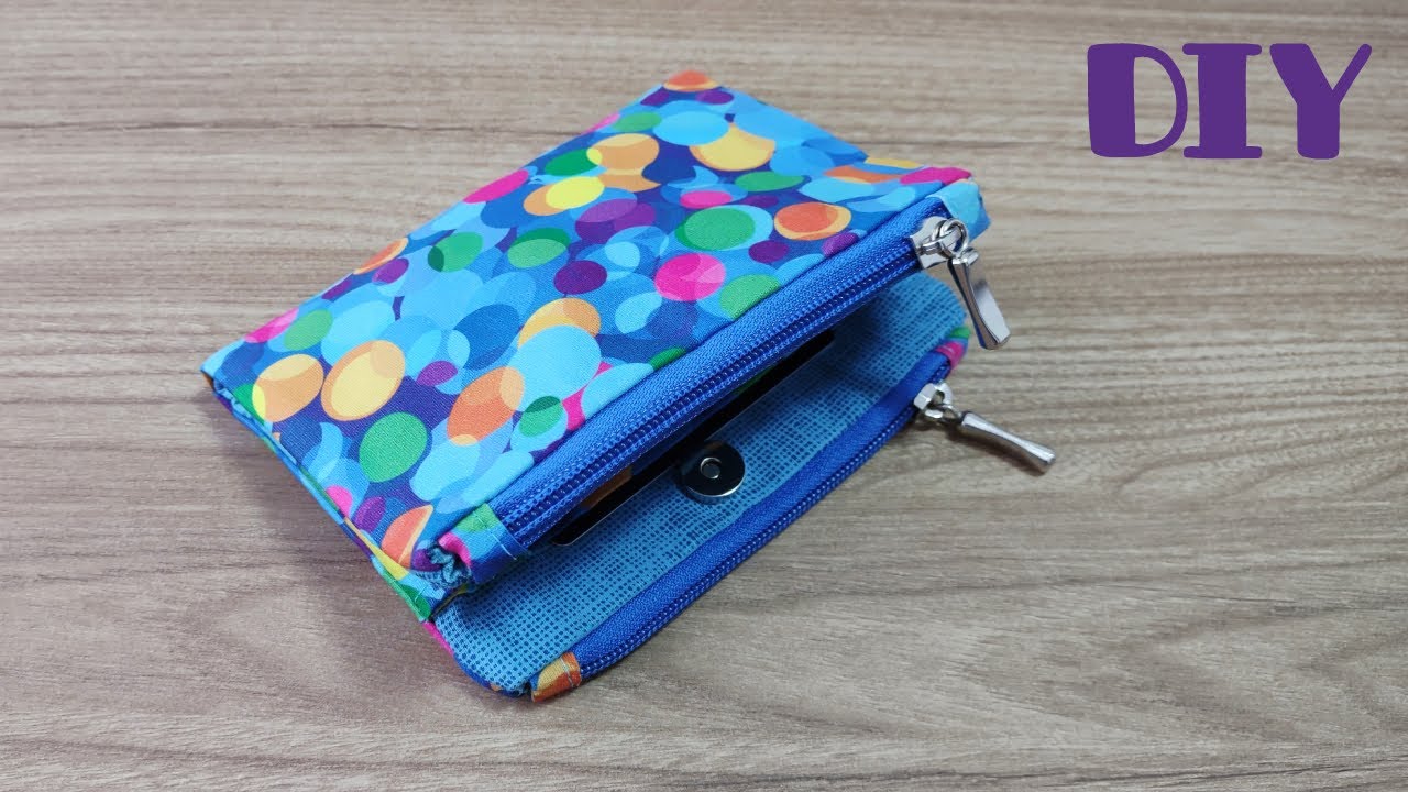Um jeito fácil de fazer uma carteira com muitos bolsos! 😀
