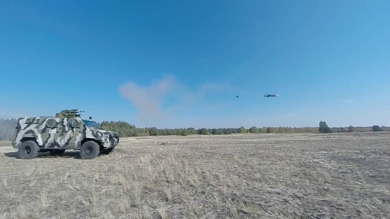 Порошенко показал испытания боевого модуля "Сармат"