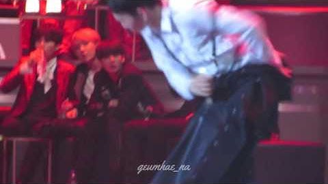 [FANCAM] 161202 BTS react to EXO Monster @MAMA 2016 HK