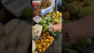 سوق الفواكه الاستوائية في فلوريدا tropical fruits in Florida